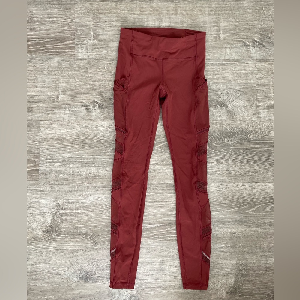 Lululemon mesh panel leggings